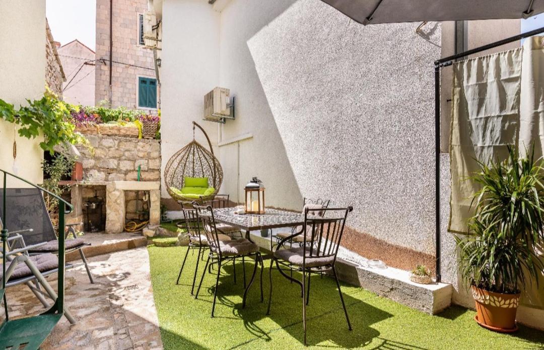 Villa Angie Old Town With Jacuzzi Split Buitenkant foto