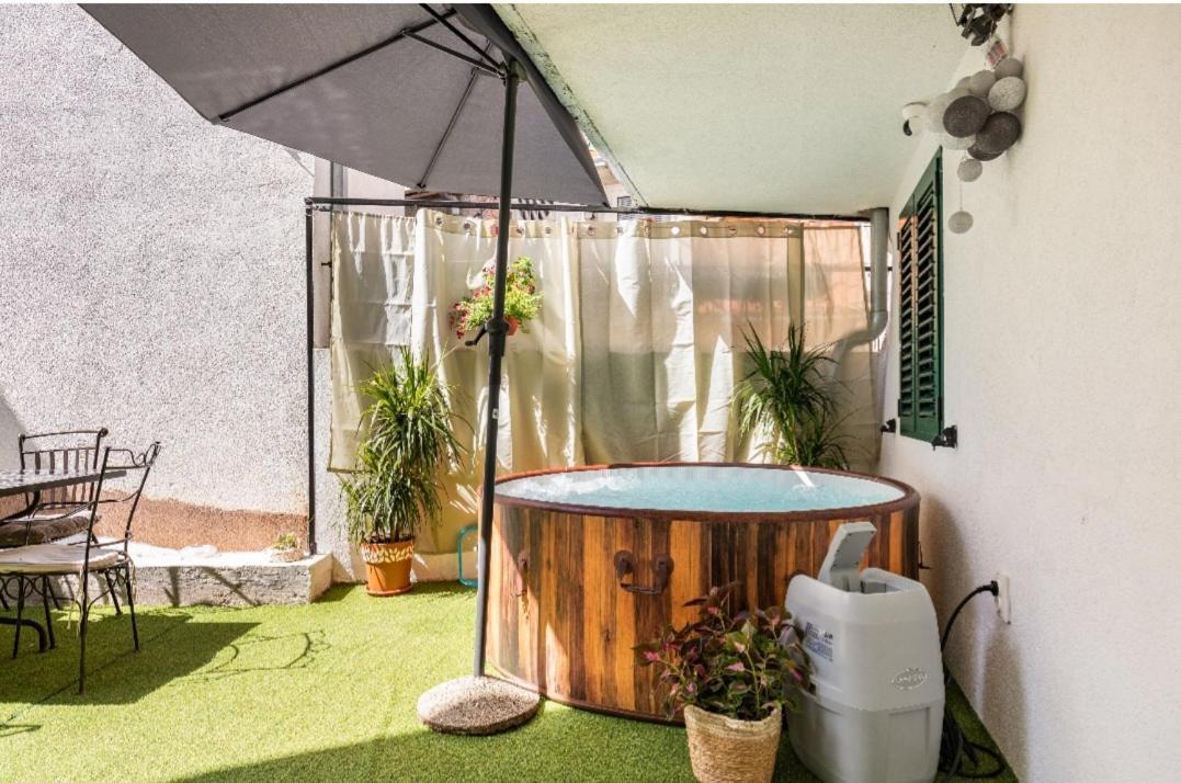 Villa Angie Old Town With Jacuzzi Split Buitenkant foto