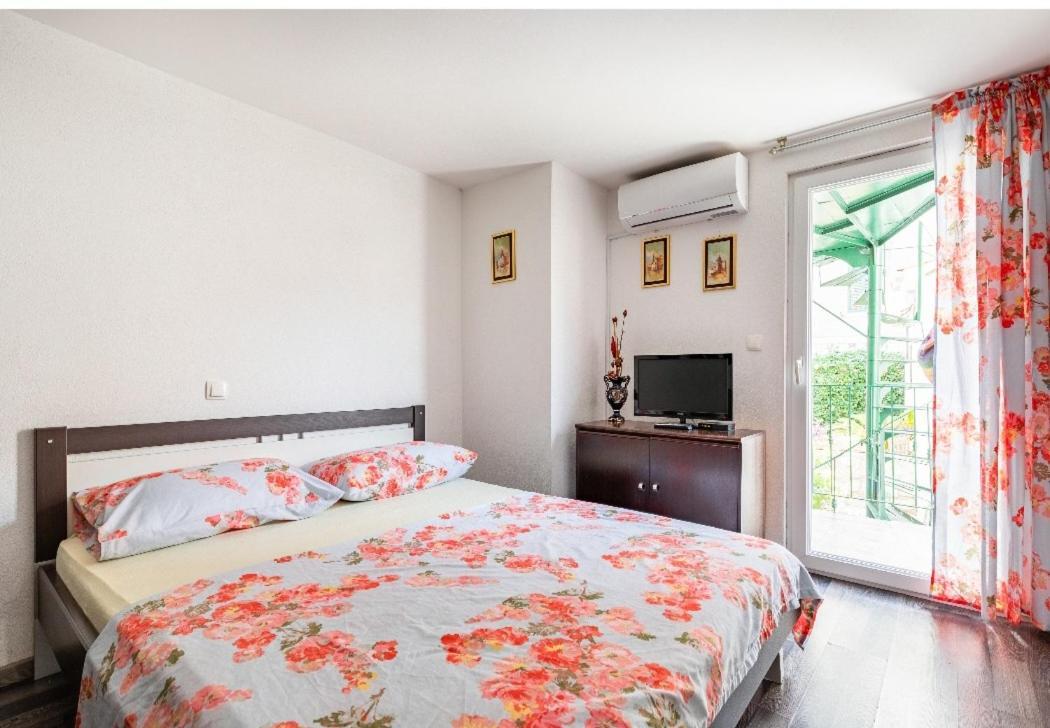 Villa Angie Old Town With Jacuzzi Split Buitenkant foto